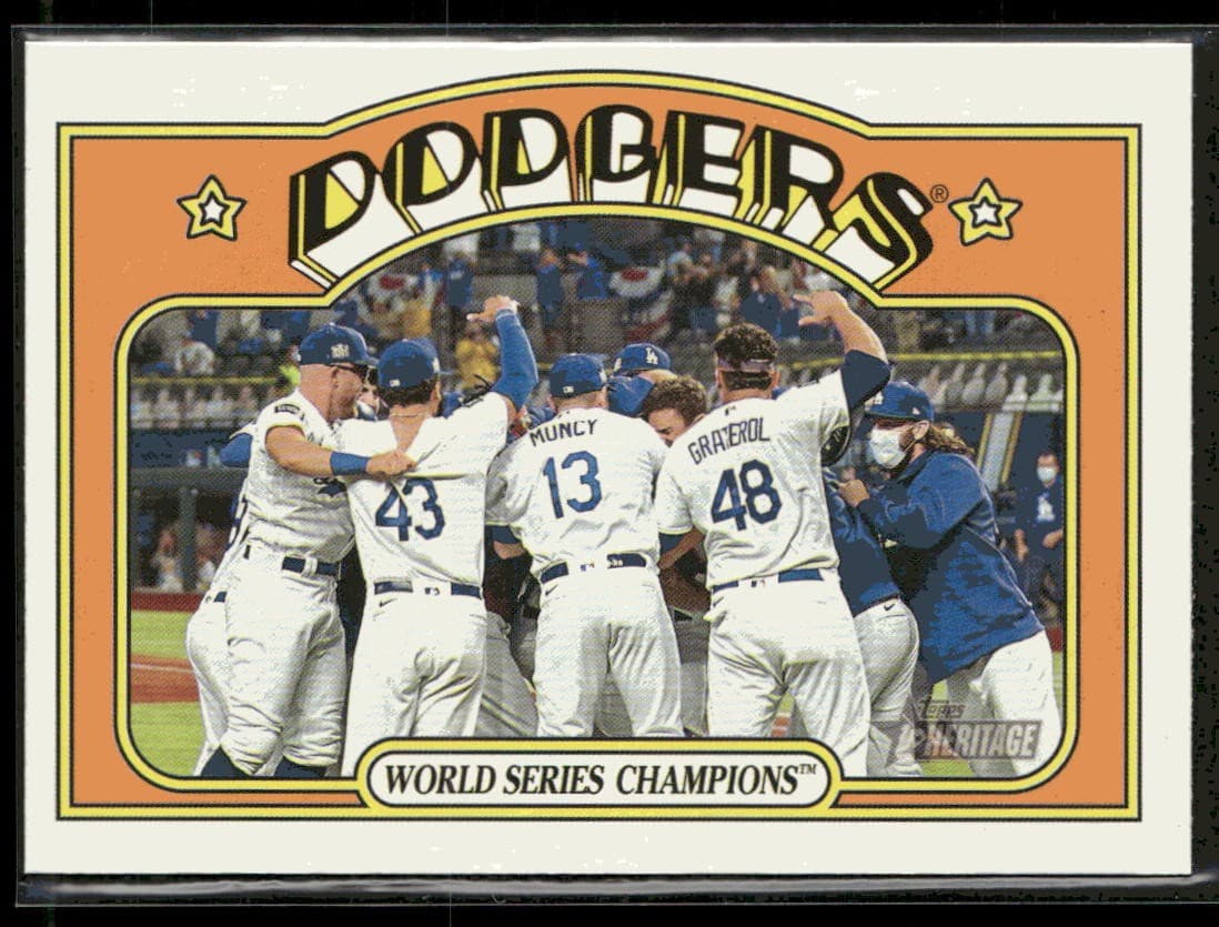 World Series Champions 2021 Topps Heritage