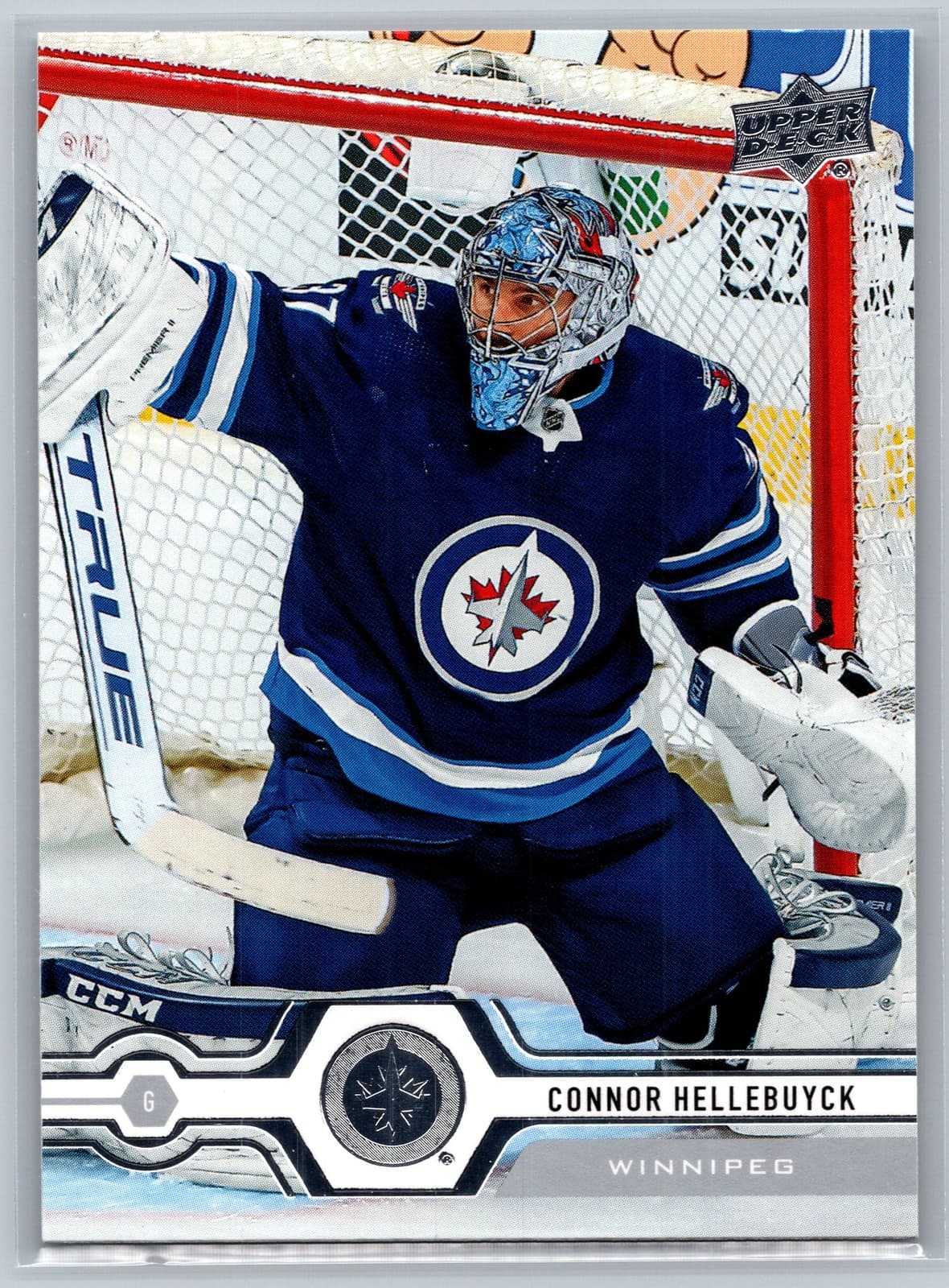 Connor Hellebuyck trading card