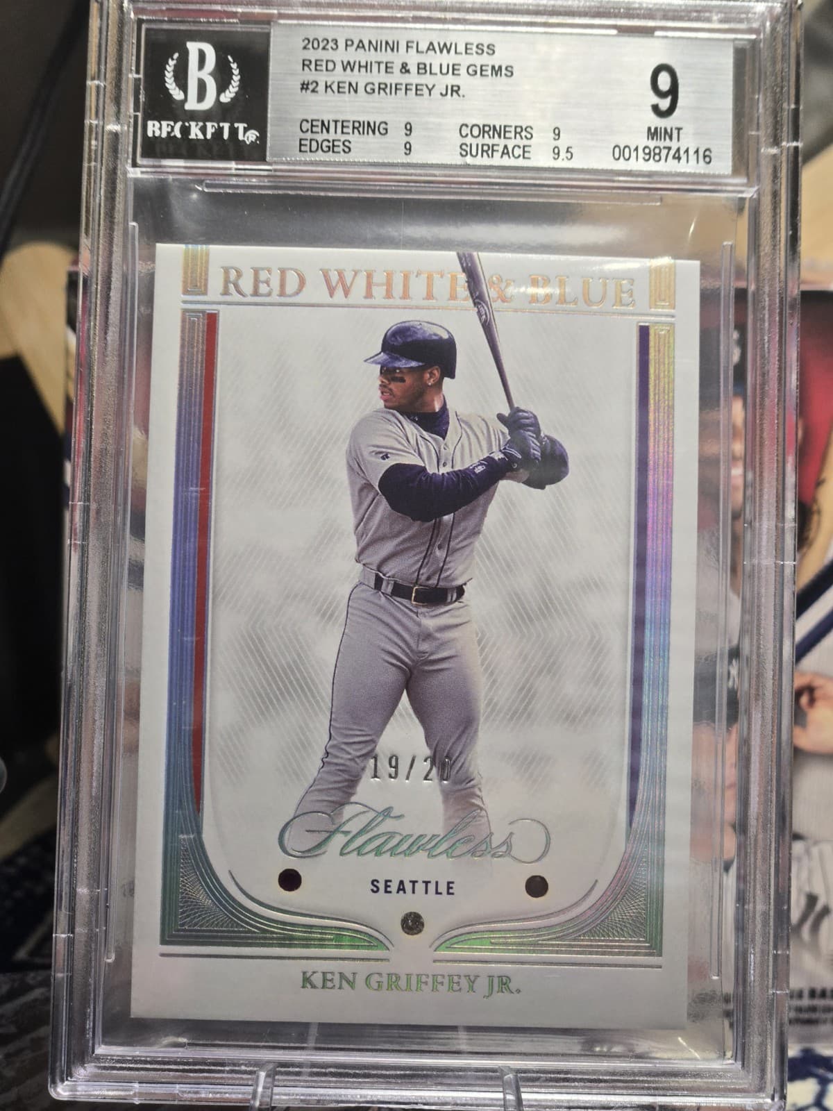 Ken Griffey Jr. 2023 panini Panini National Treasures