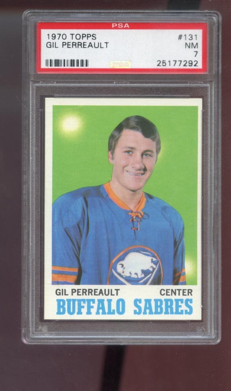 Gil Perreault trading card