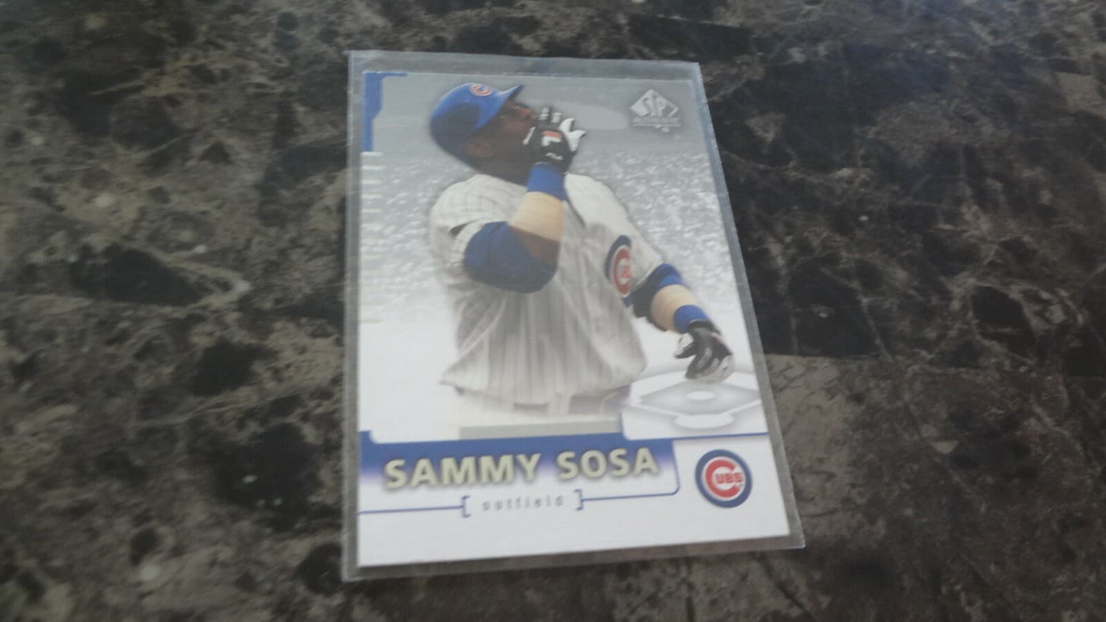 AUTHENTIC SAMMY SOSA # 18 BASE