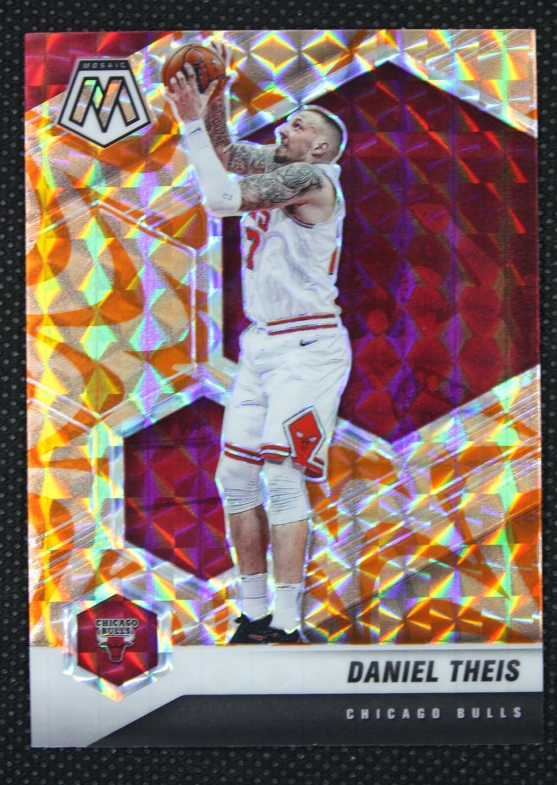 Daniel Theis Reactive 2021 Panini Mosaic 2021 Panini Mosaic orange