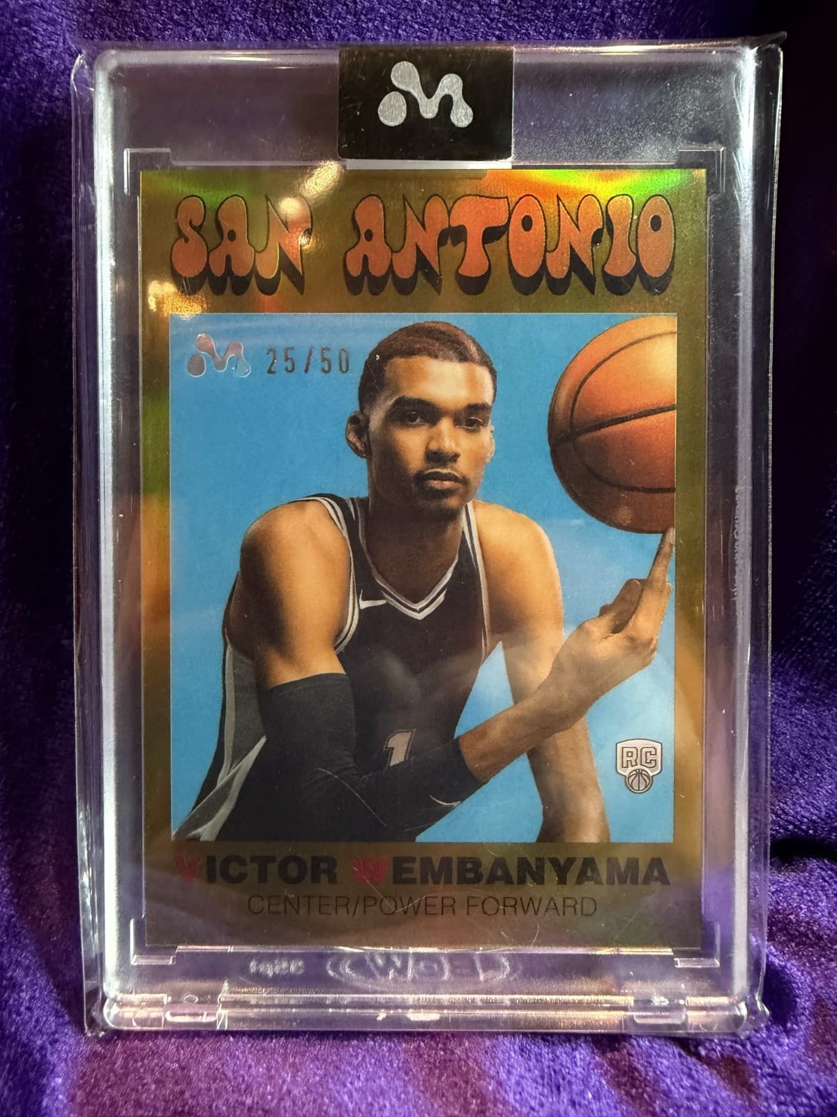 VICTOR WEMBANYAMA MERCURY GOLD 2023 Topps