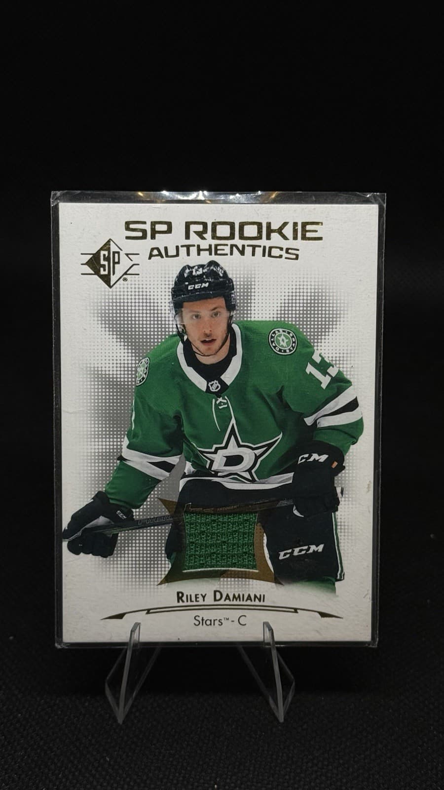 Riley Damiani trading card