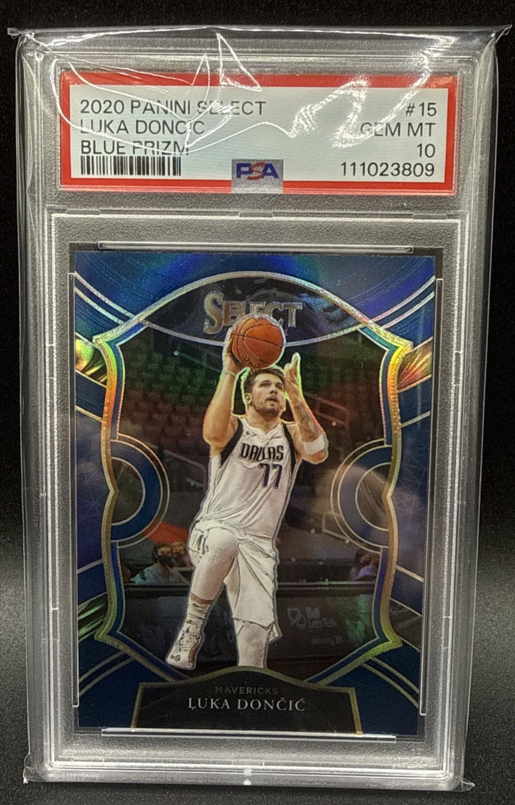 CONCOURSE BLUE LUKA DONCIC MAV 2020 Panini Select 2020 Panini Select example 2
