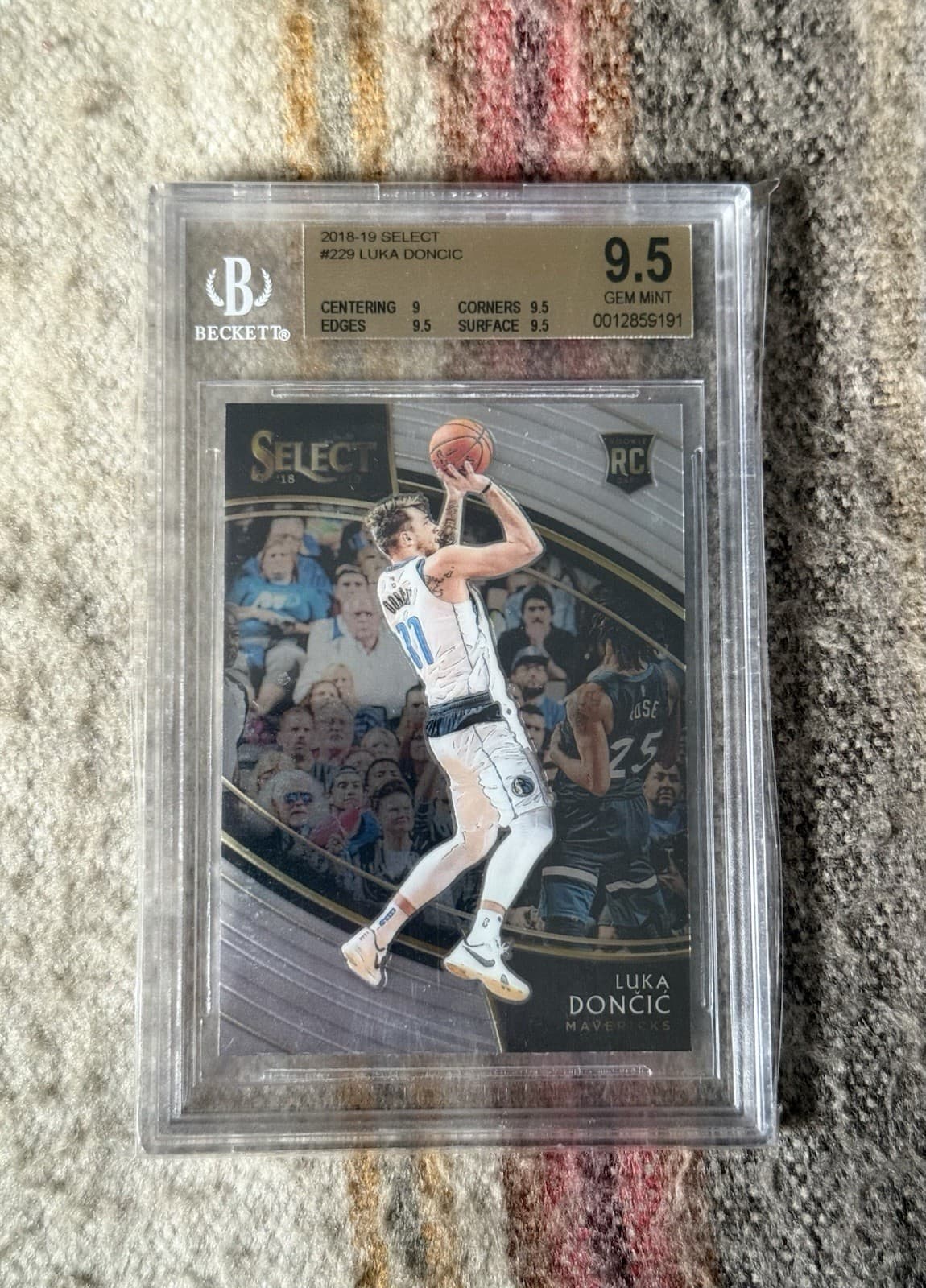 Courtside Luka Doncic 2018 Panini Select 2018 Panini Select