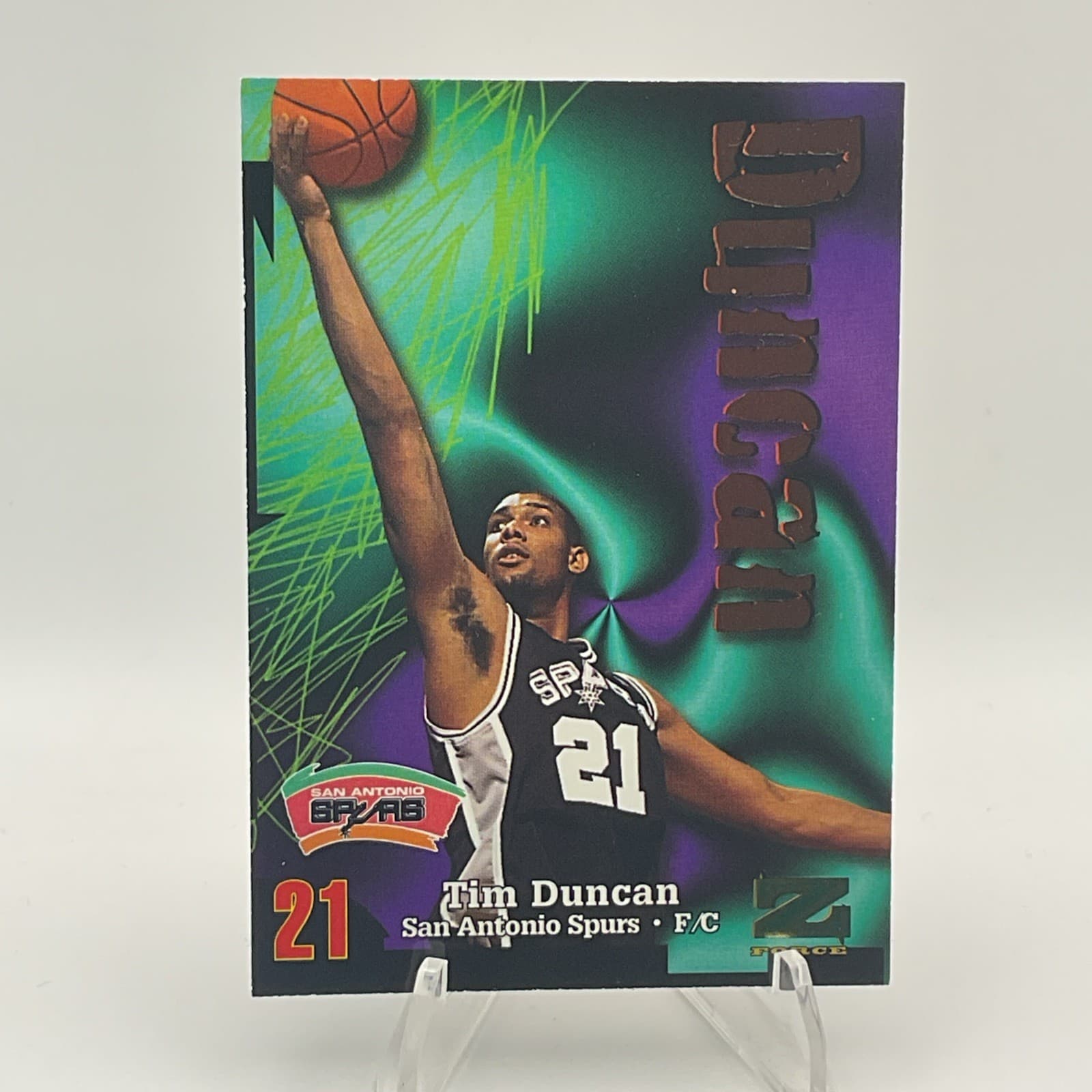 Tim Duncan 1998 Skybox 1998 Skybox