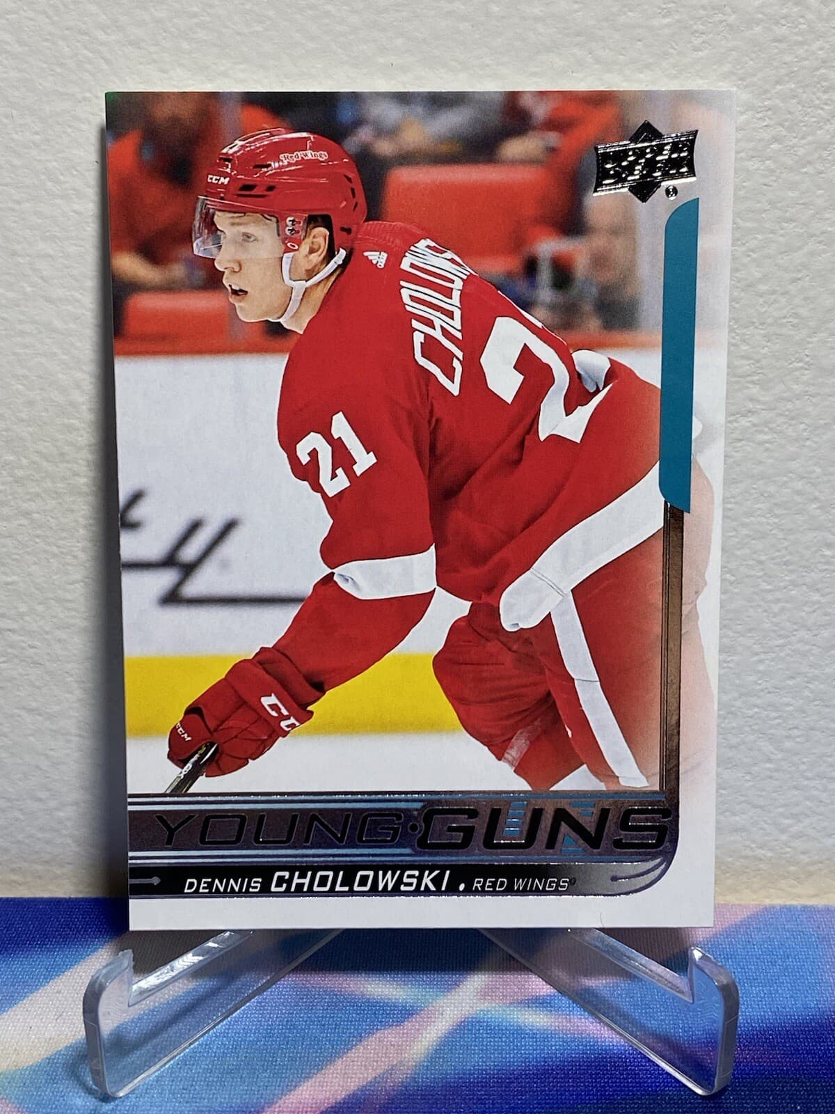 Dennis Cholowski trading card