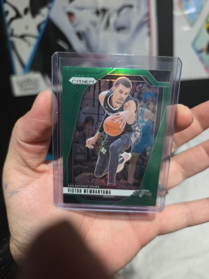 Misprint Victor Wembanyama 2024 Panini Prizm 2024 Panini Prizm green