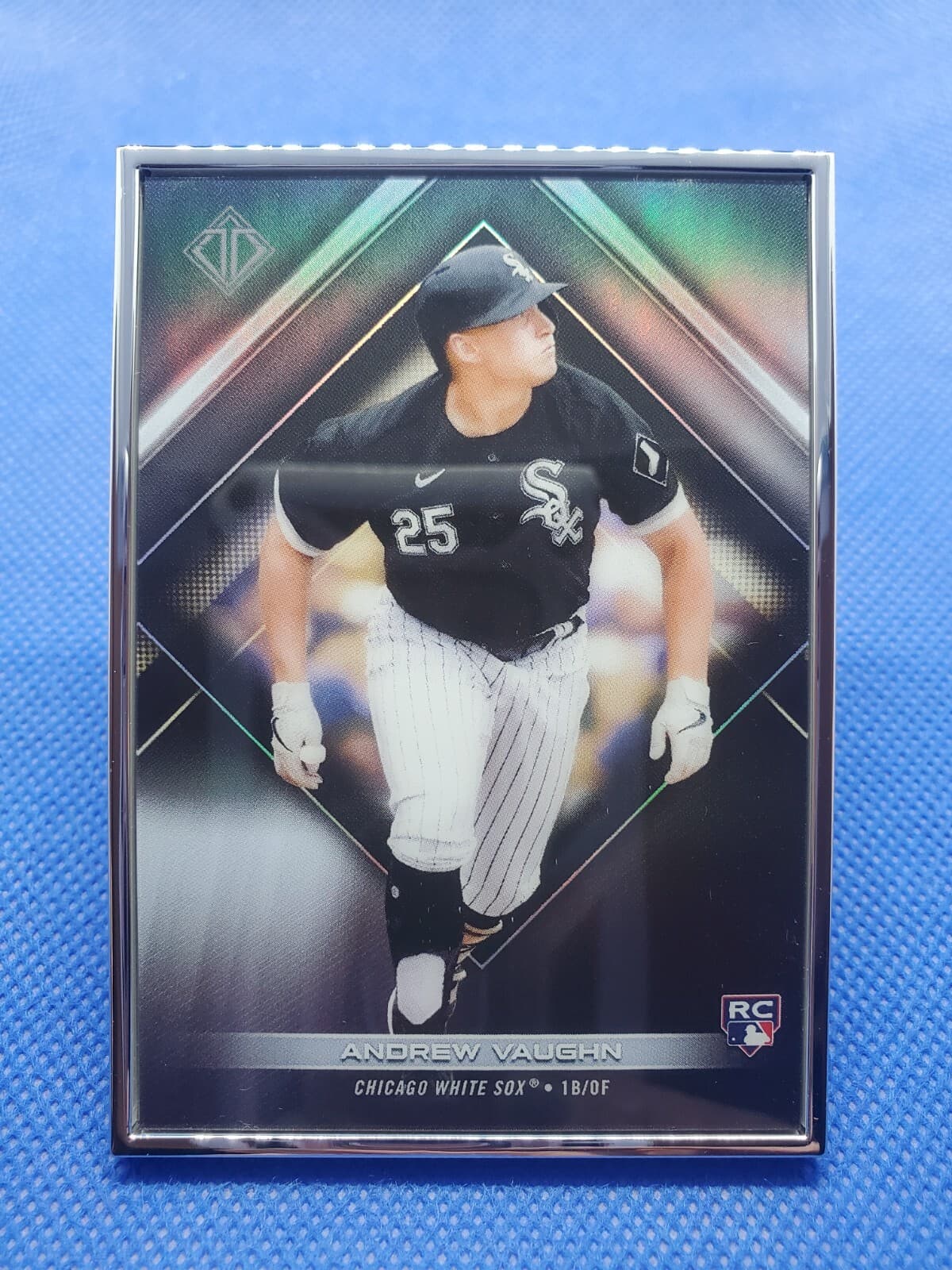 Transcendent ANDREW VAUGHN Bas #37