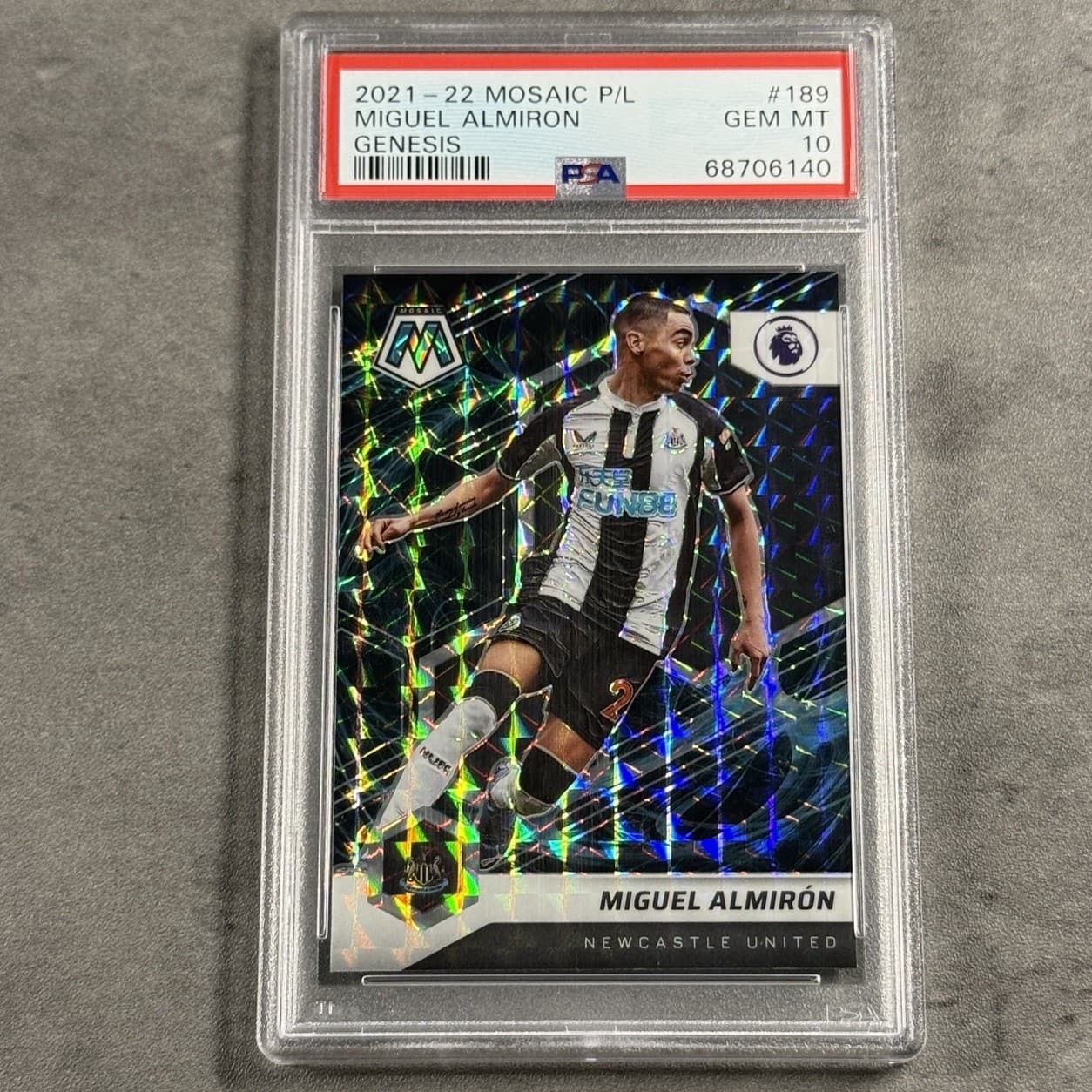 Miguel Almiron trading card