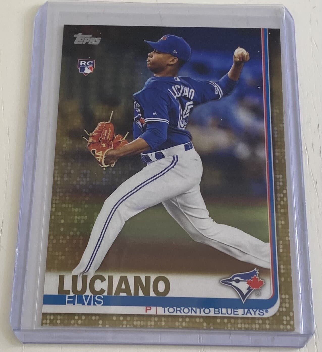 Elvis Luciano trading card