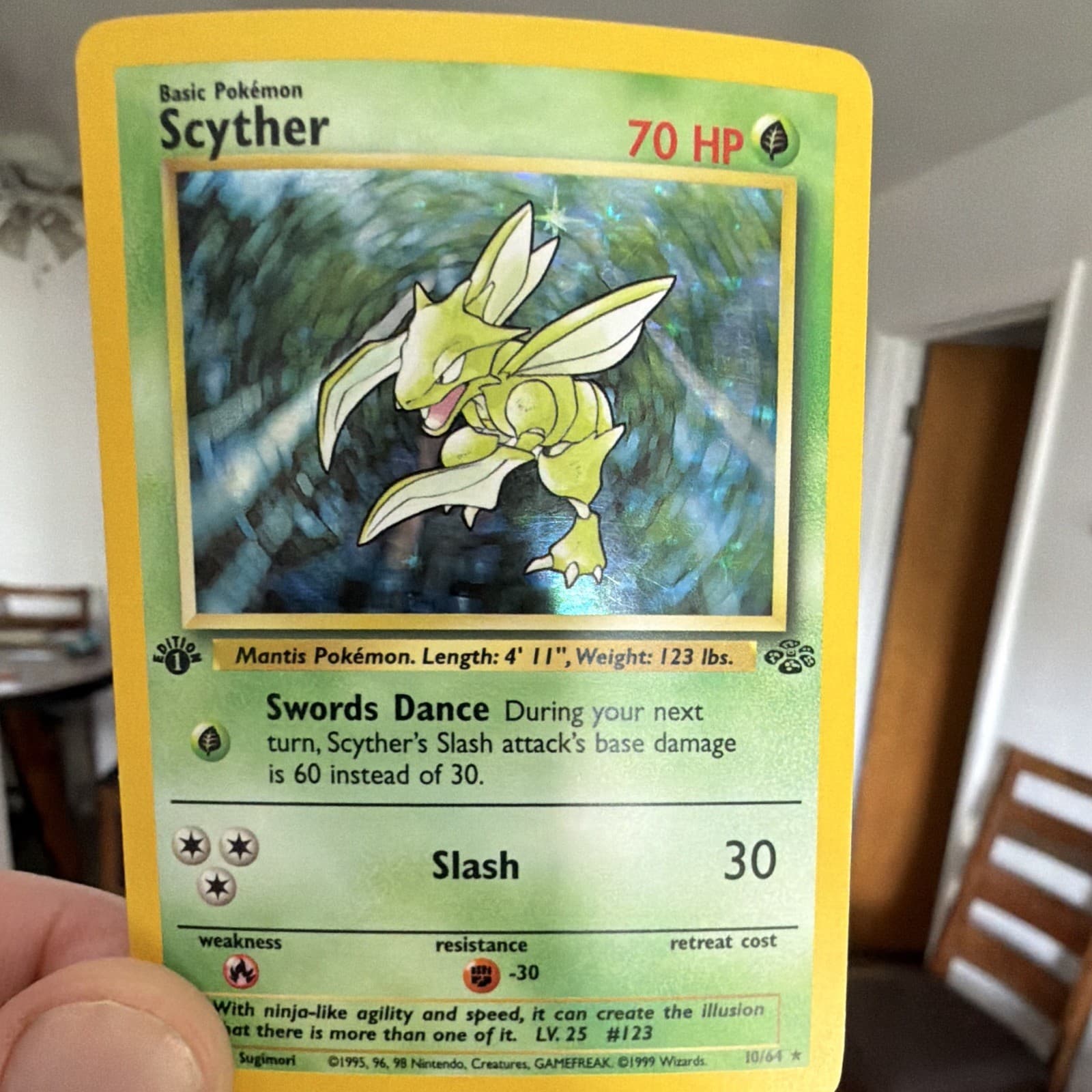 Scyther trading card