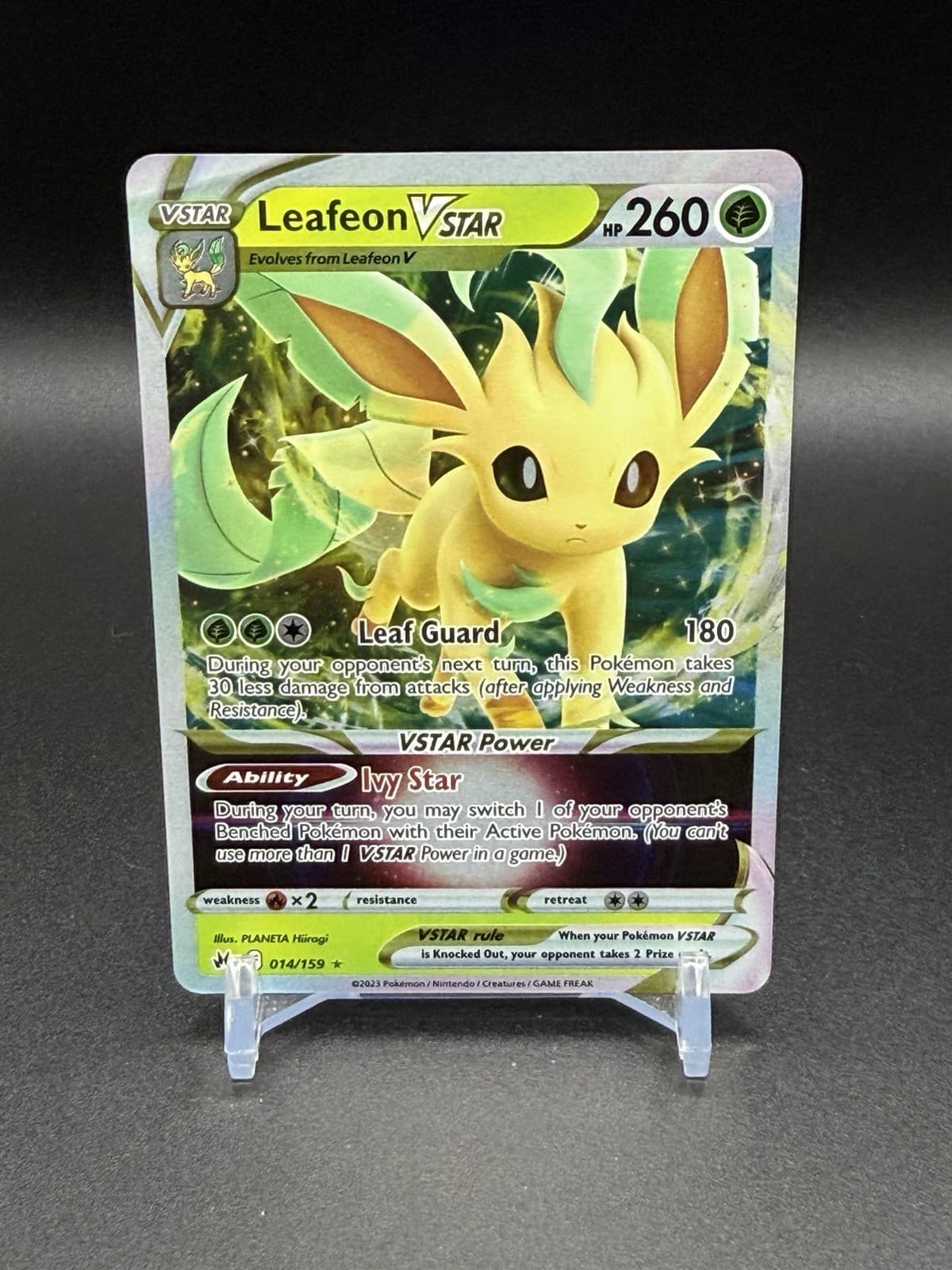 Leafeon VSTAR trading card