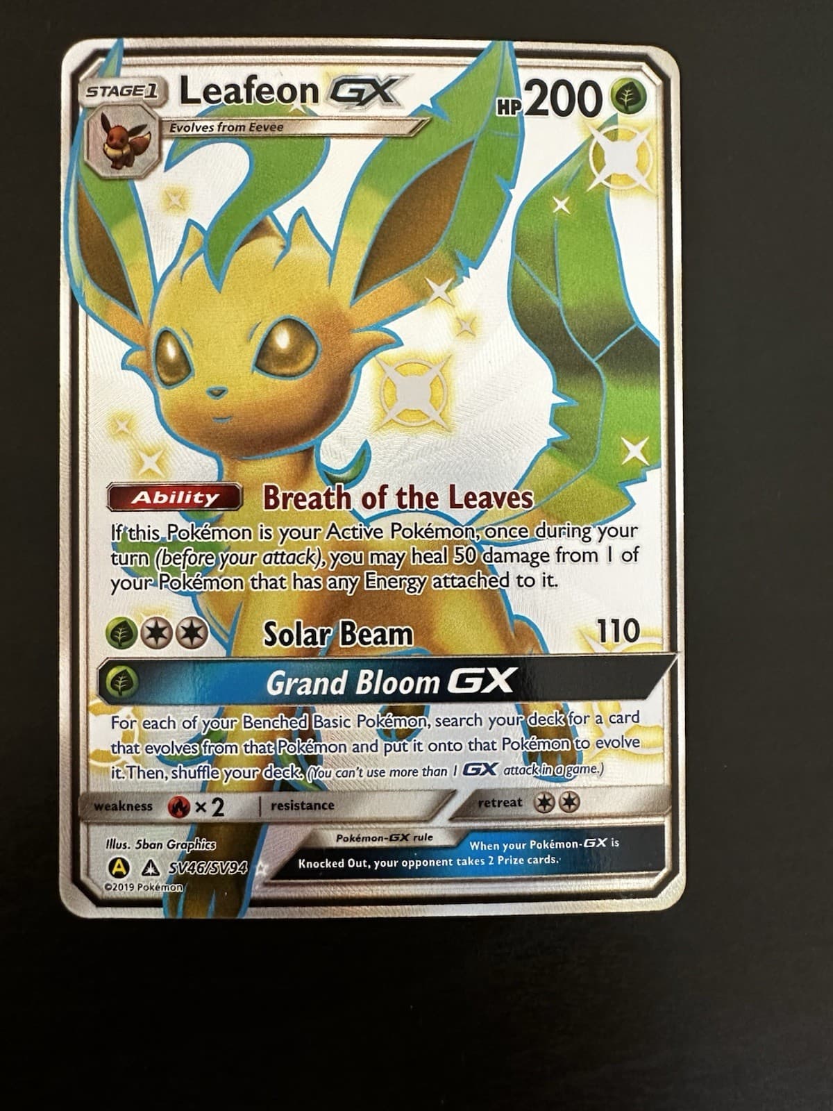 Leafeon-GX trading card