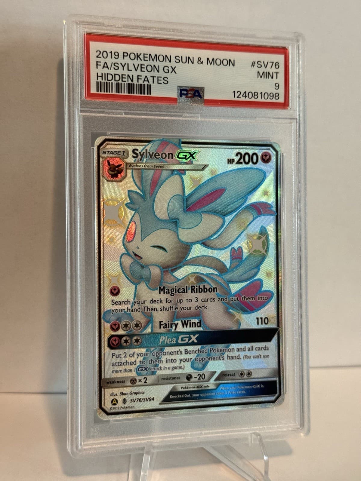 Sylveon-GX trading card