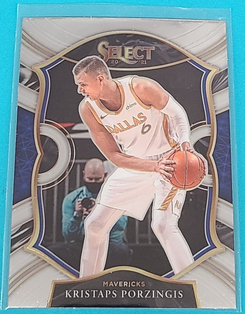 Kristaps Porzingis 2020 panini Panini Select
