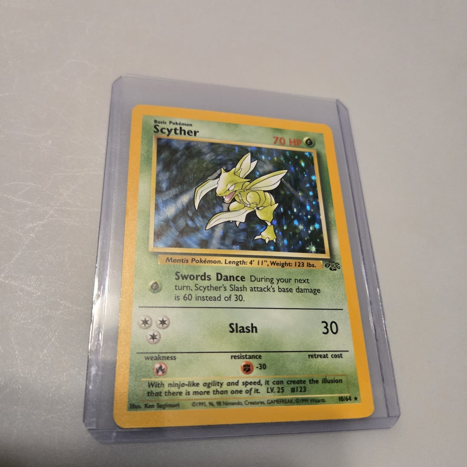Scyther trading card