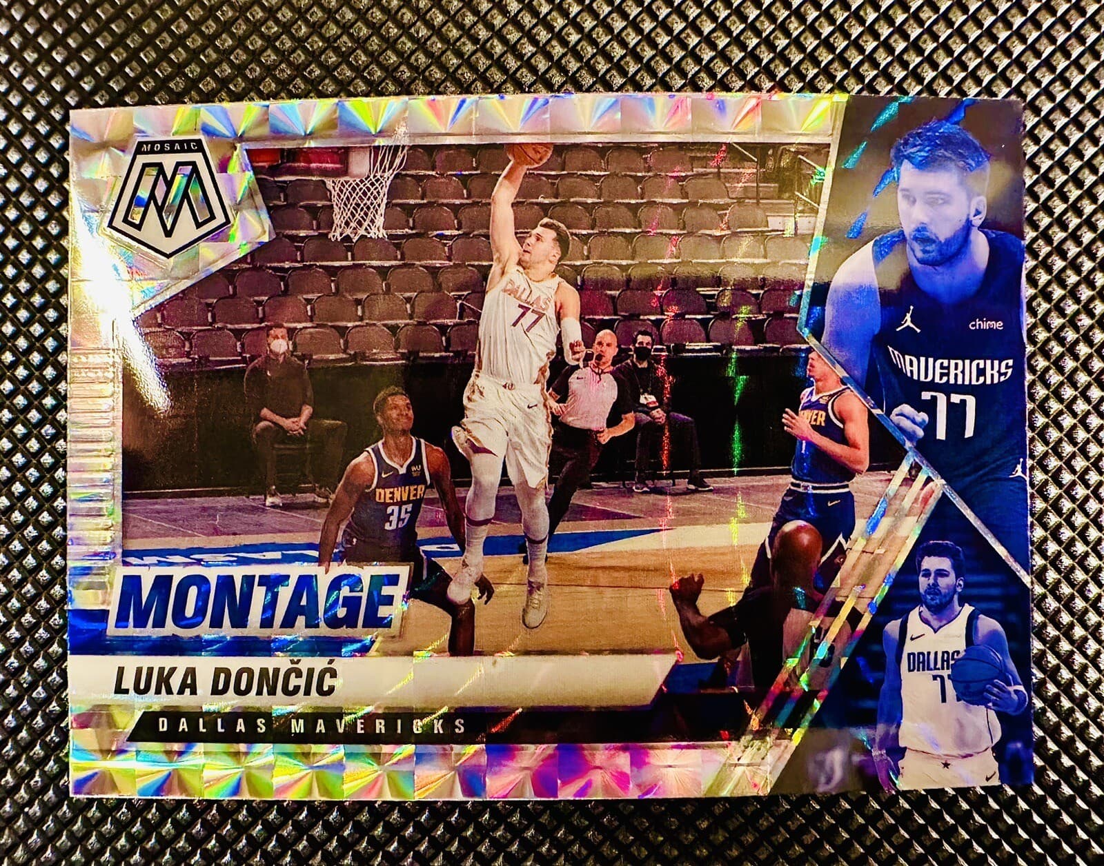 Luka Doncic 2020 panini Mosaic Center Stage