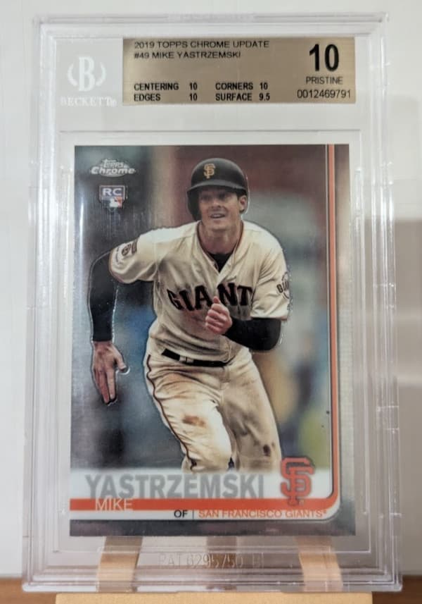 Mike Yastrzemski trading card
