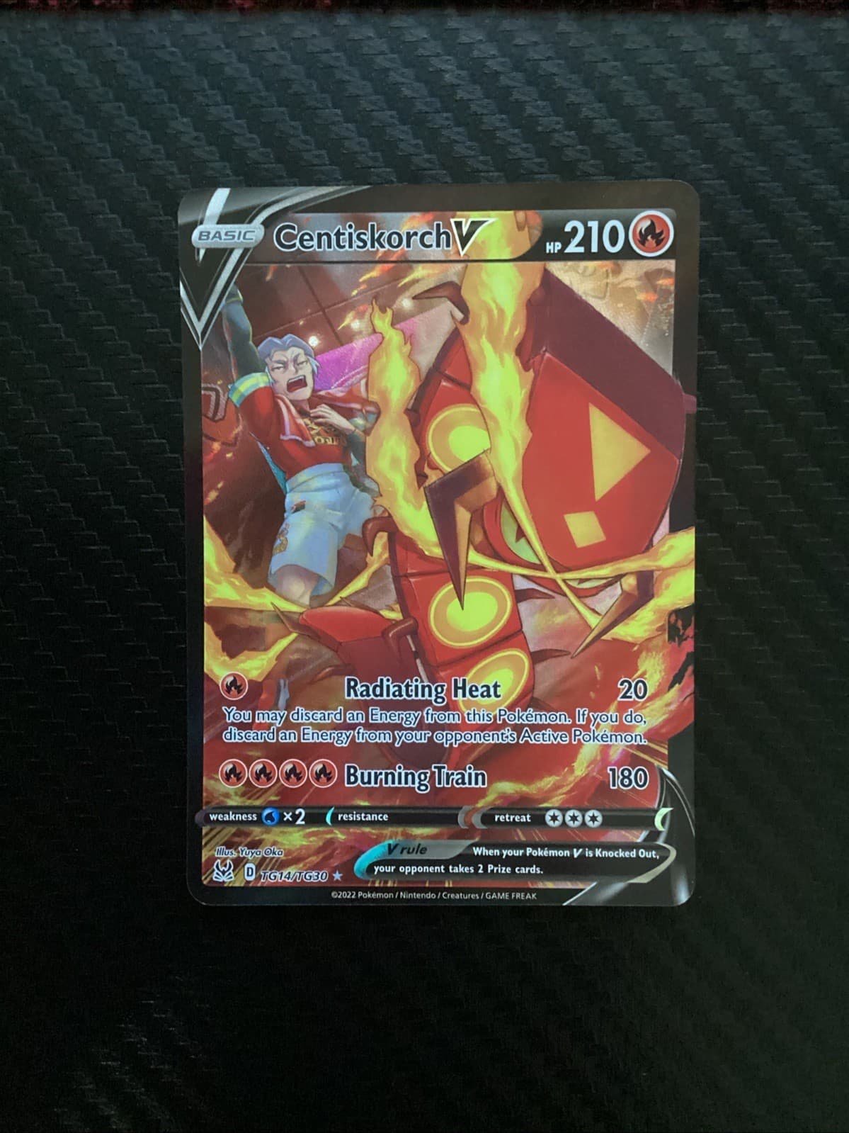 Centiskorch V trading card