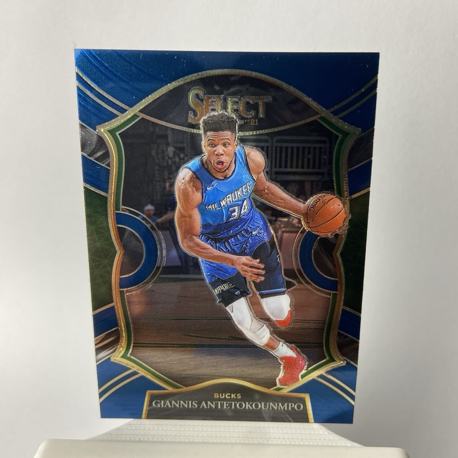 Giannis Antetokounmpo #54