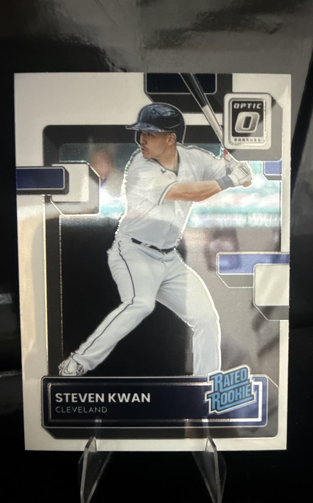 Steven Kwan trading card
