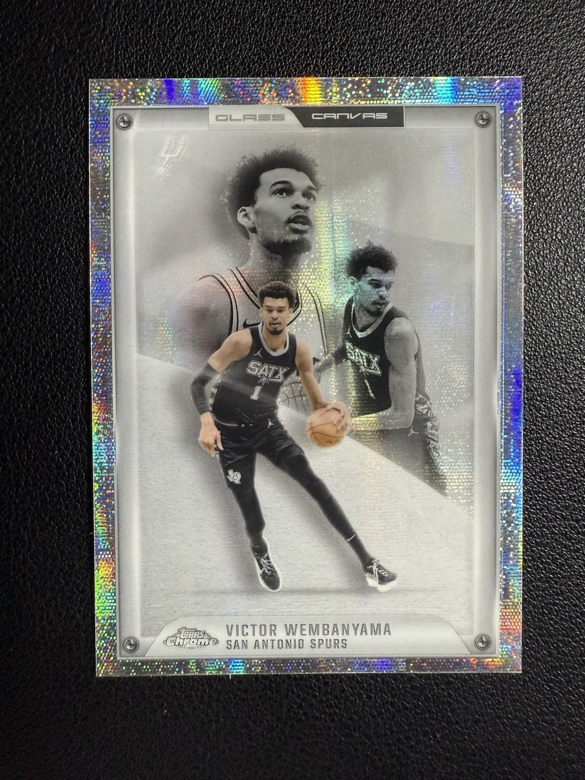 Victor Wembanyama 2025 topps Topps Chrome Glass Canvas