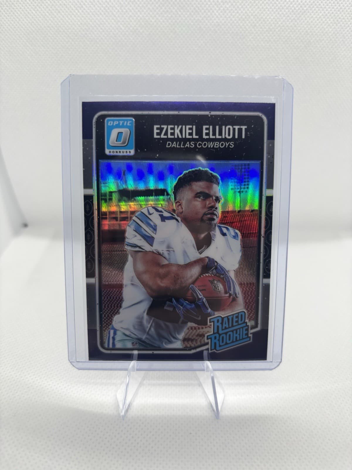 Ezekiel Elliott trading card