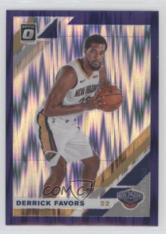 Derrick Favors trading card