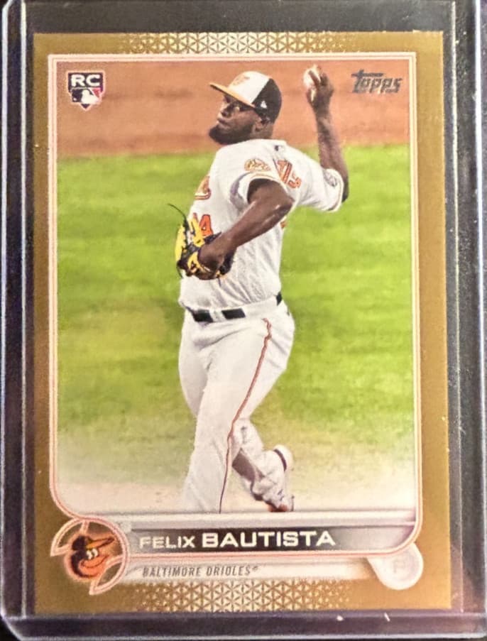 Felix Bautista trading card