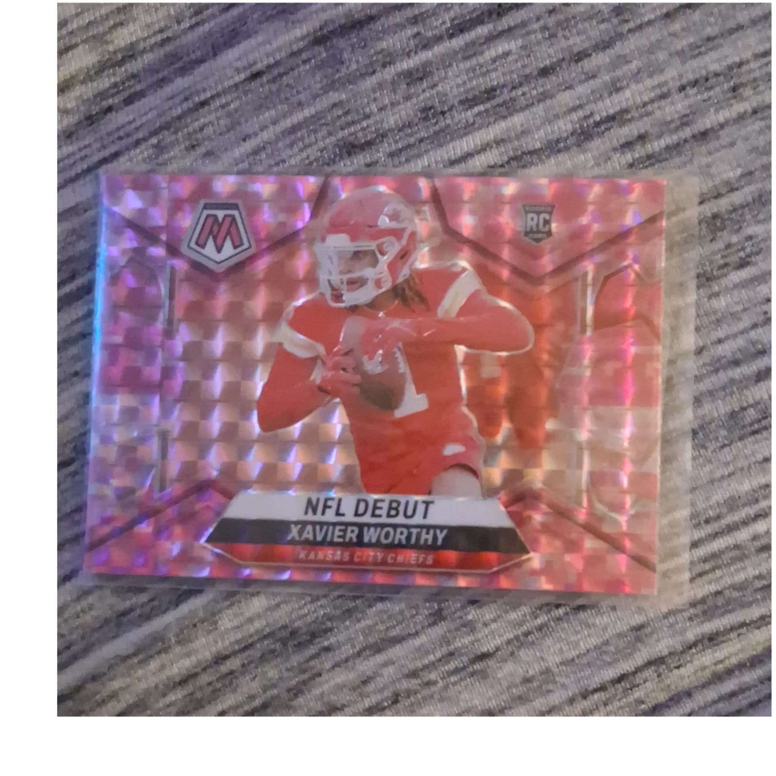 Xavier Worthy 2024 panini Mosaic NFL Debut - Reactive Blue