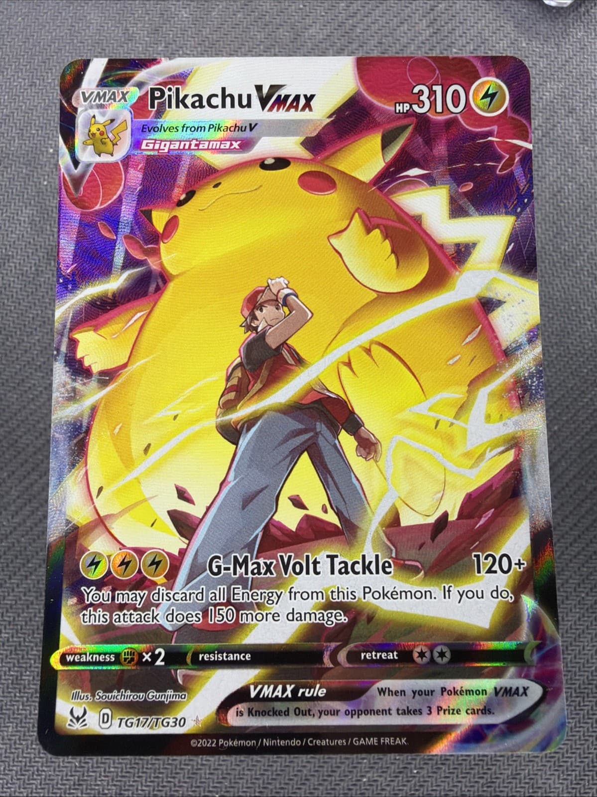 Pikachu VMAX trading card