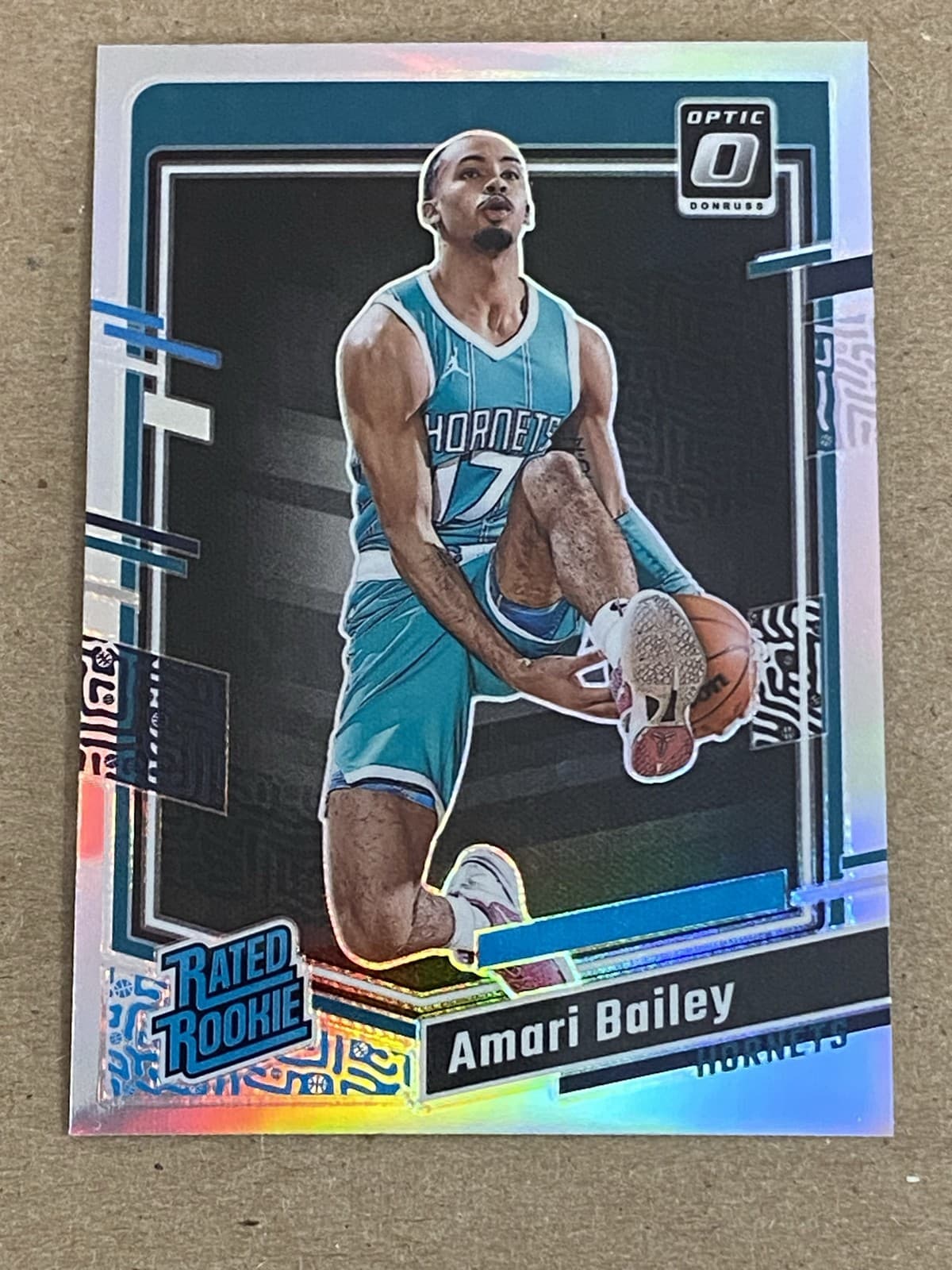 Amari Bailey trading card