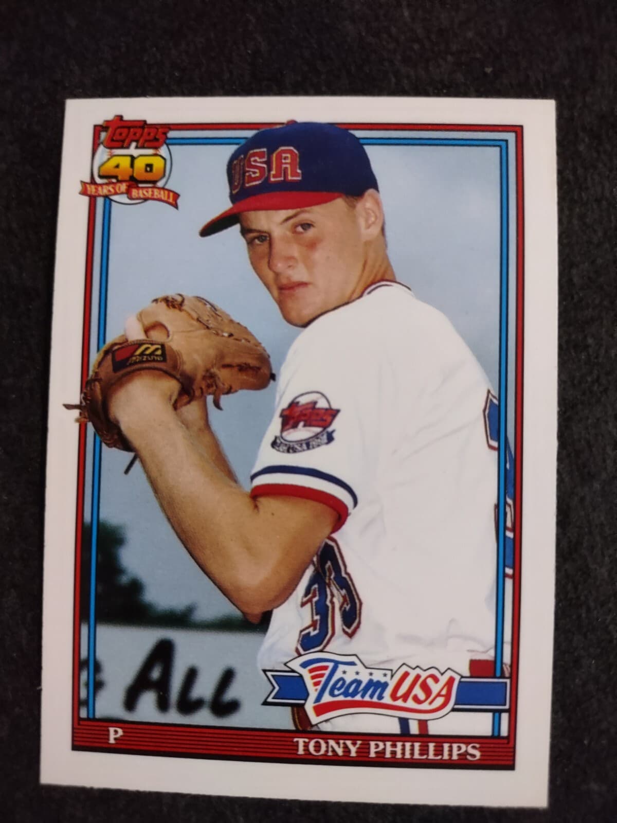 Tony Phillips trading card