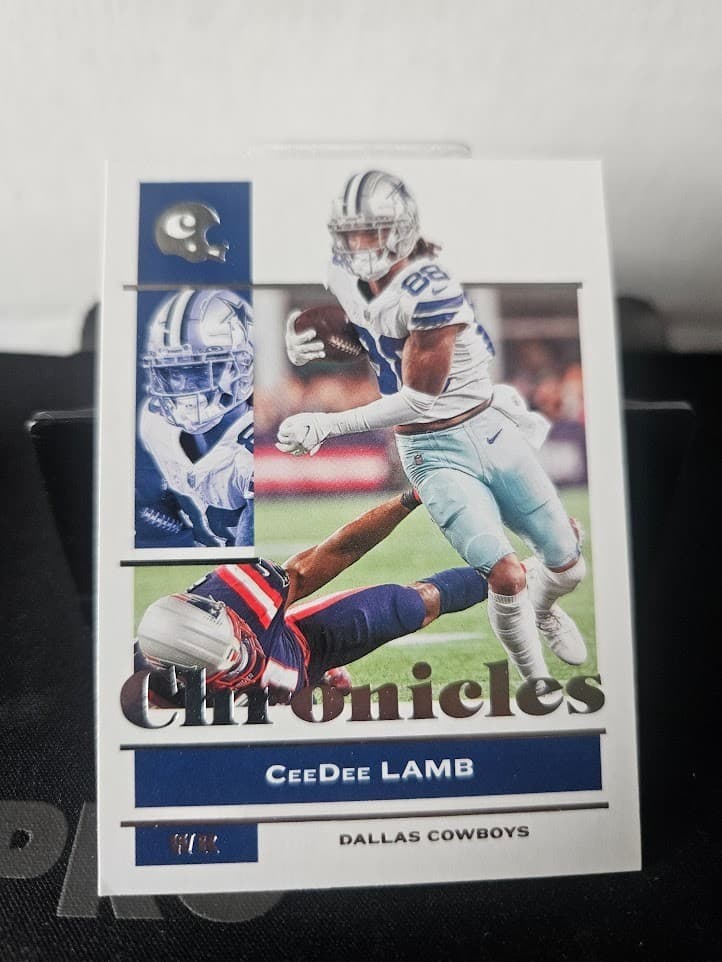 CeeDee Lamb 2021 panini Panini Gold Standard