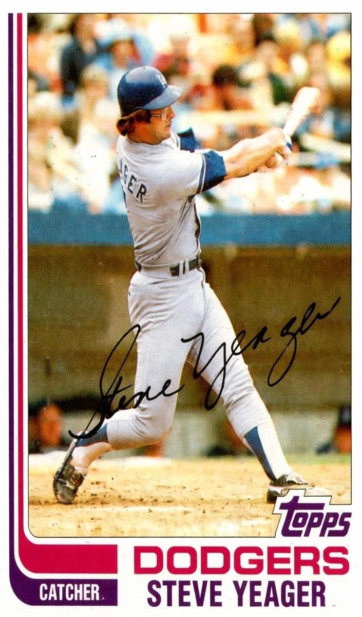 Steve Yeager trading card