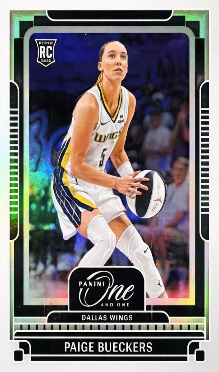 Paige Bueckers #5