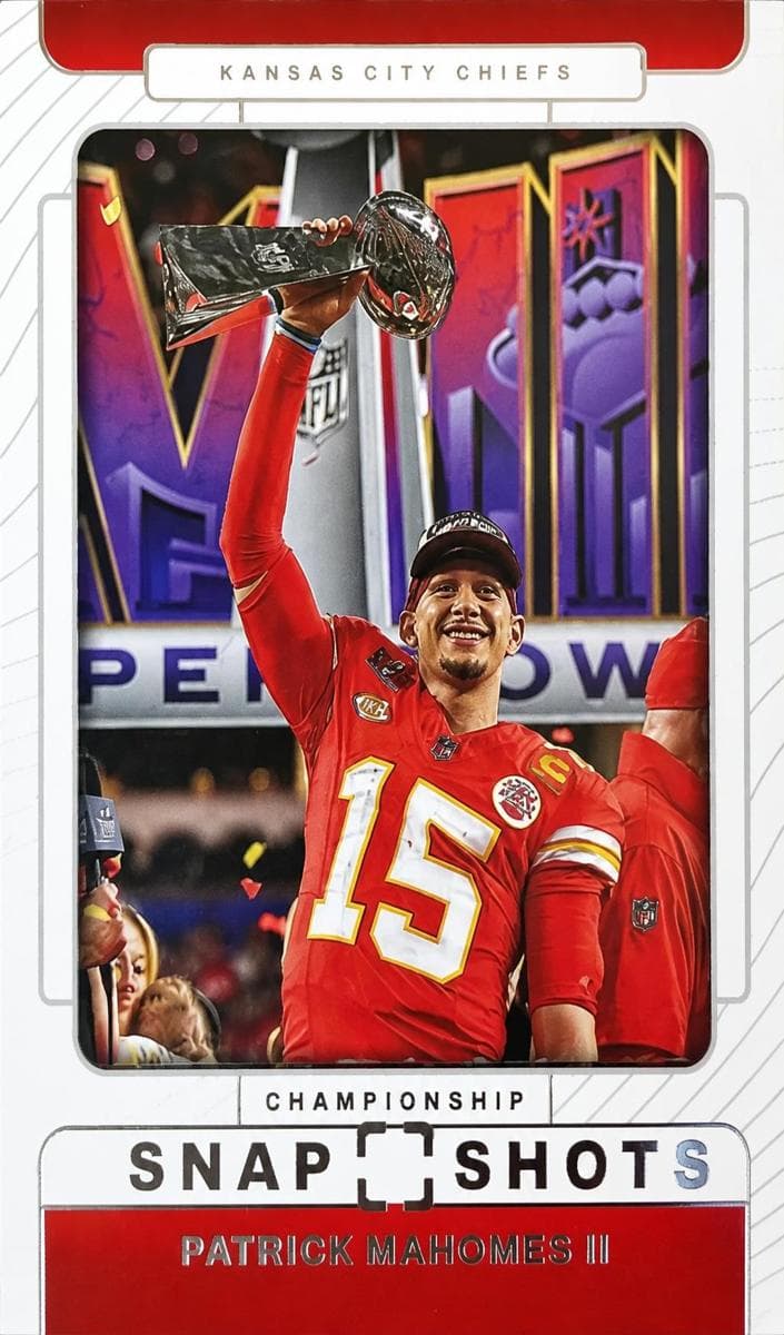 Patrick Mahomes II 2025 Mosaic auto card