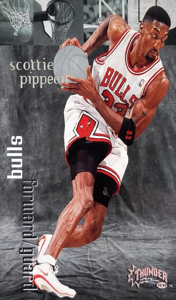 Scottie Pippen 1998 skybox Thunder
