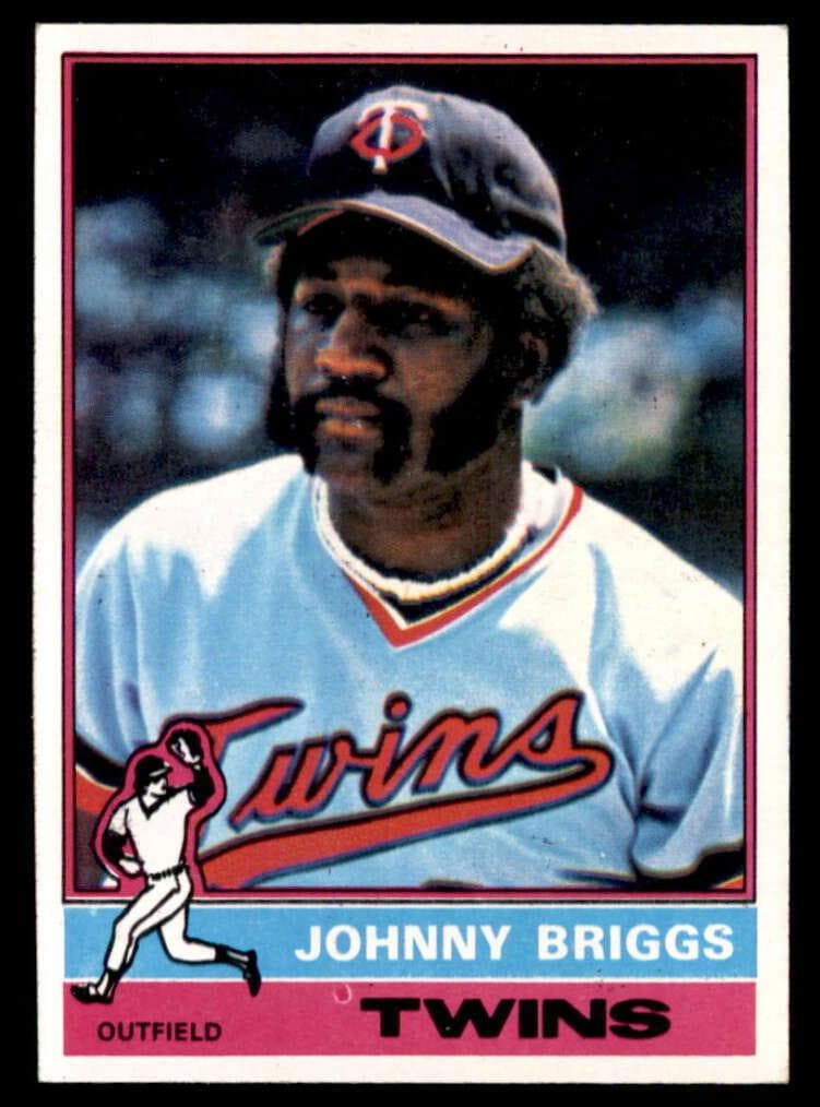 Johnny Briggs 1976 topps Topps