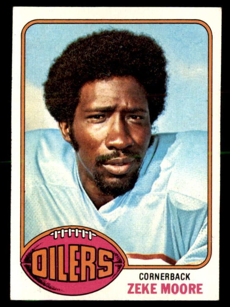Zeke Moore #82