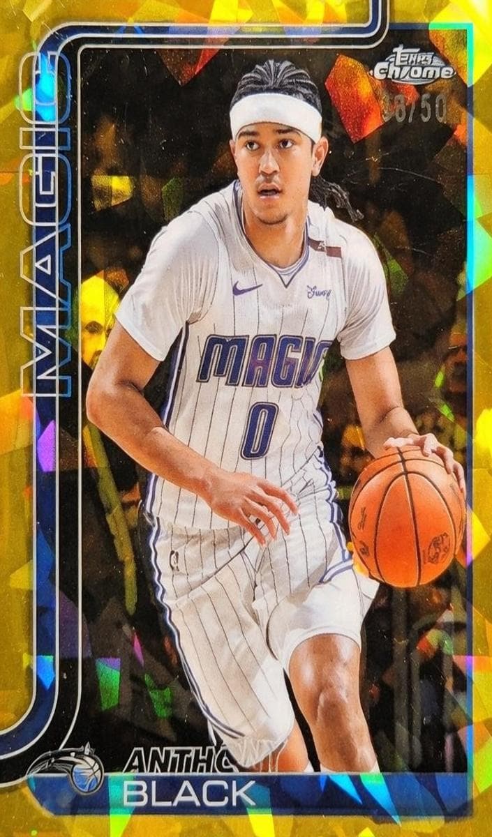 Joan Beringer 2025 Topps Chrome Sapphire rookie card