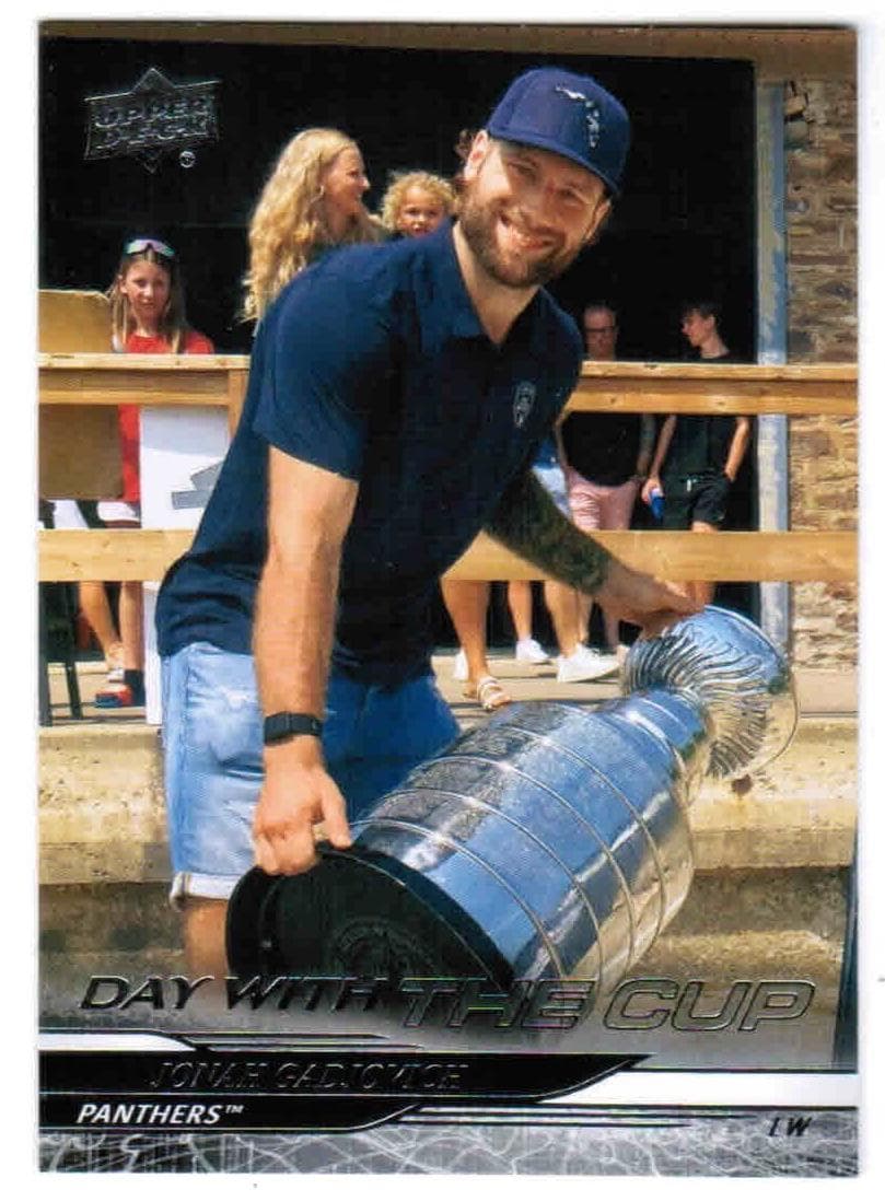 Jonah Gadjovich trading card