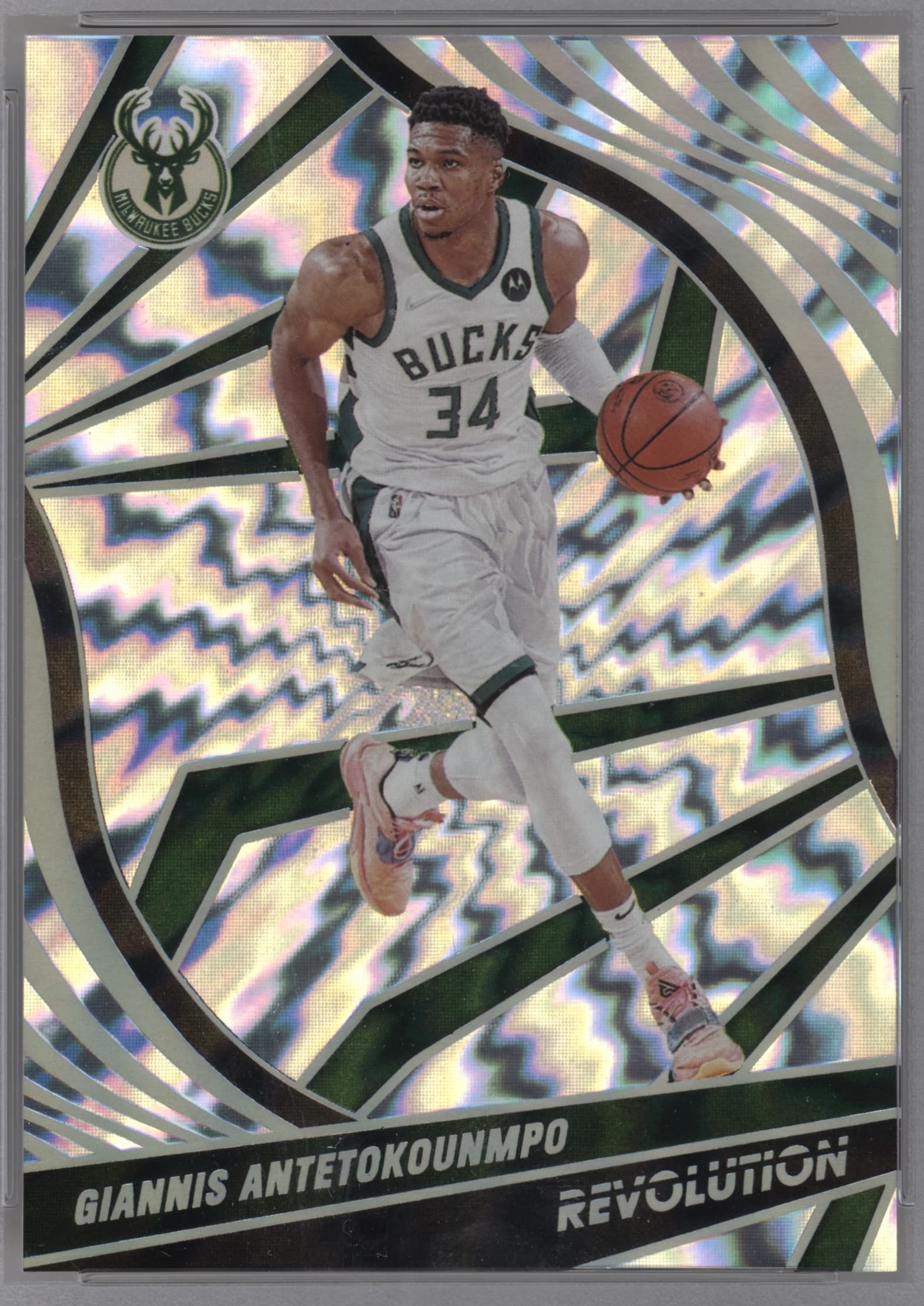 Giannis Antetokounmpo 2021 panini