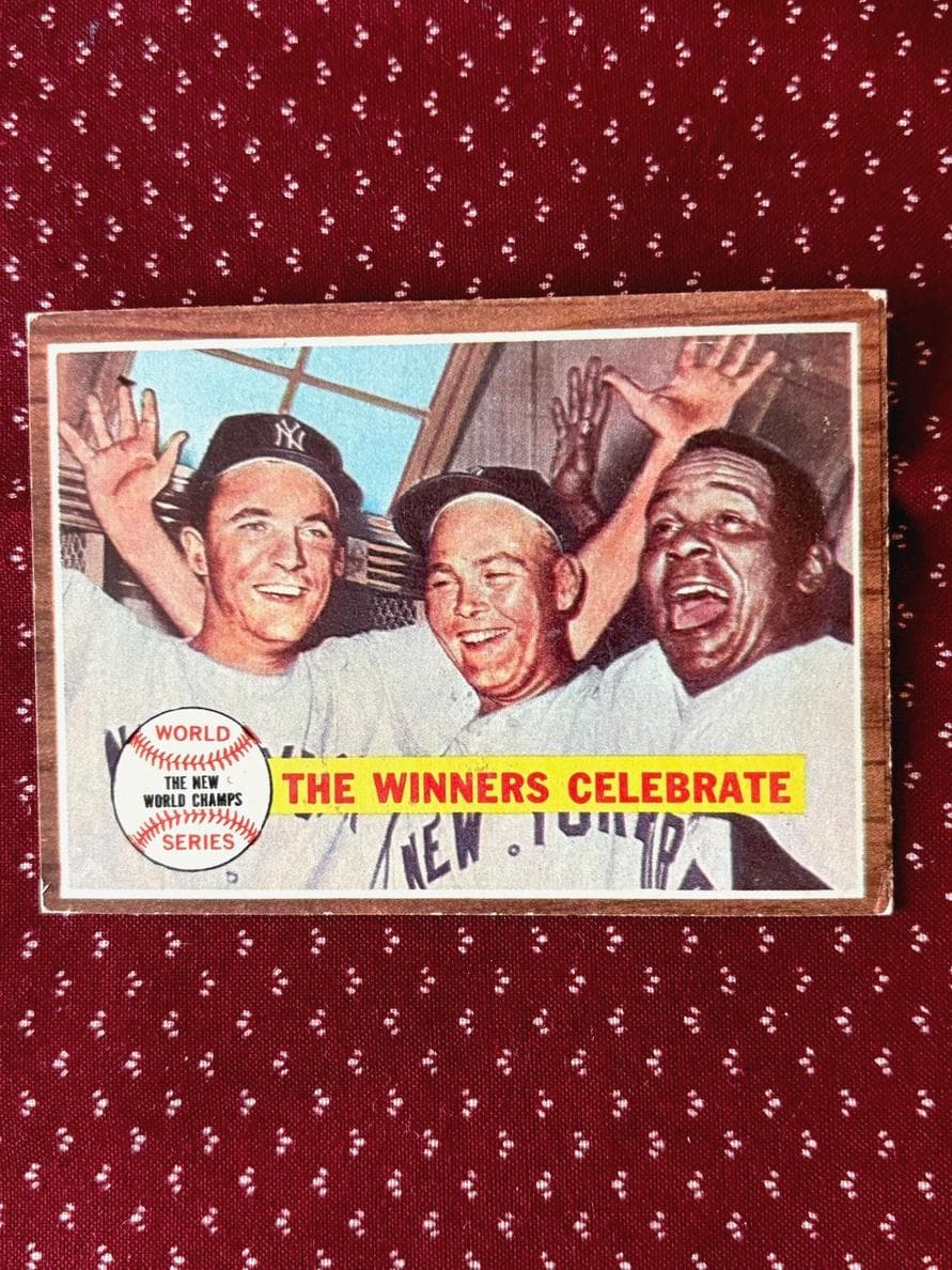 1961 World Series - The Winners Celebrate 1962 topps Topps