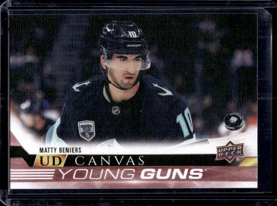 Matty Beniers trading card