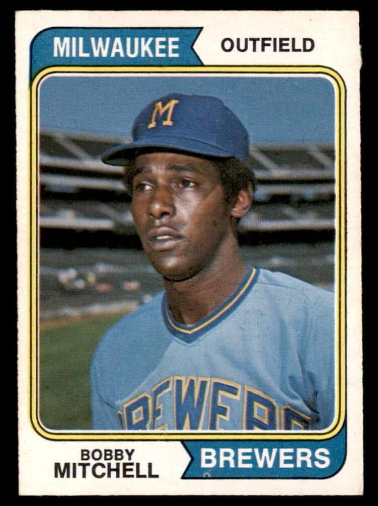 Bobby Mitchell 1974 topps O-Pee-Chee