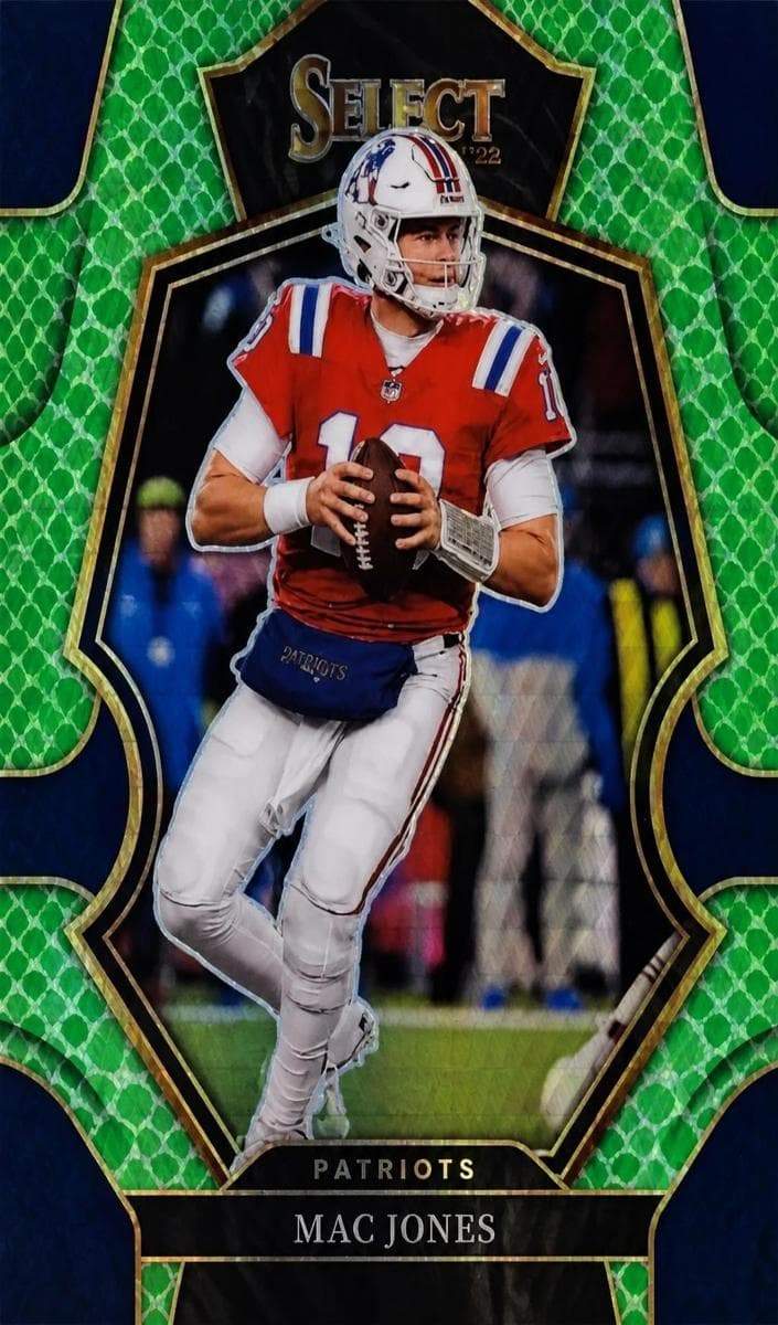 Mac Jones 2022 panini Panini Select