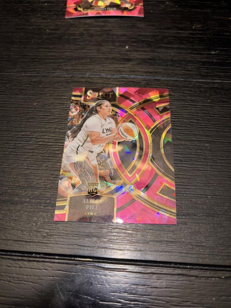 Alissa Pili trading card